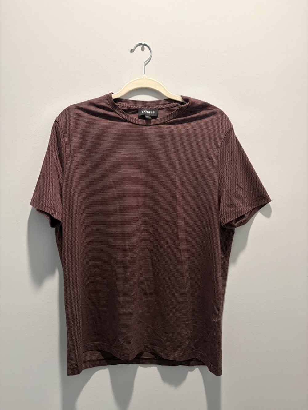Express Men’s Short Sleeve Crew Neck T-Shirt - Maroon Brown